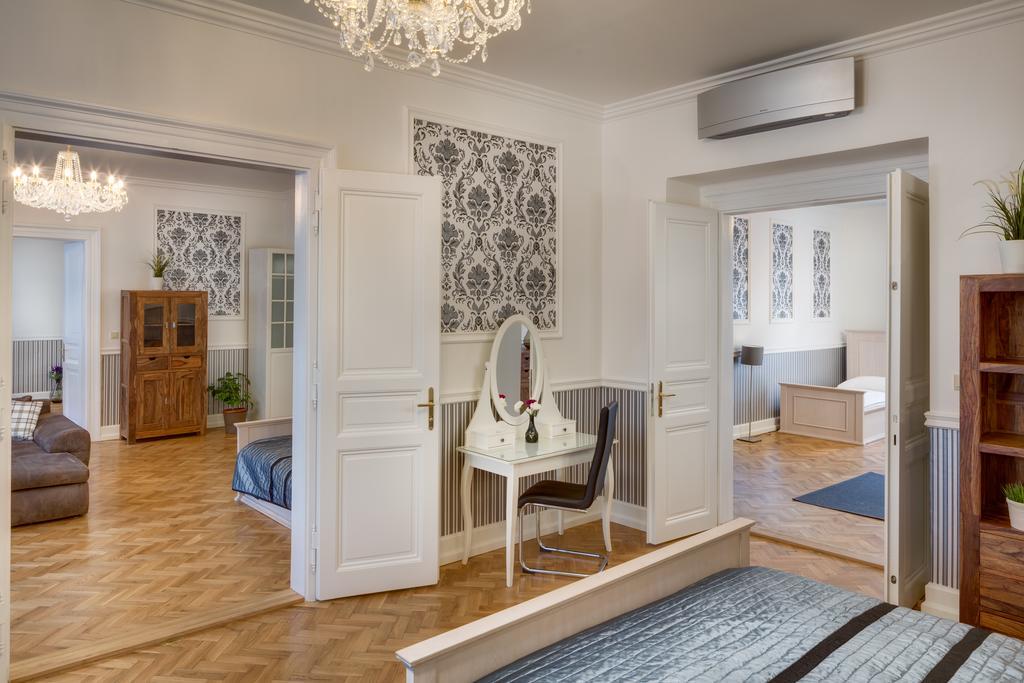 Veleslavinova - Old Town Apartment Prague Exterior photo
